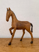 Cheval en bois sculpté - VINTAGE