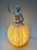 Sculpture lumineuse MADEMOISELLE I