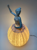 Sculpture lumineuse MADEMOISELLE I